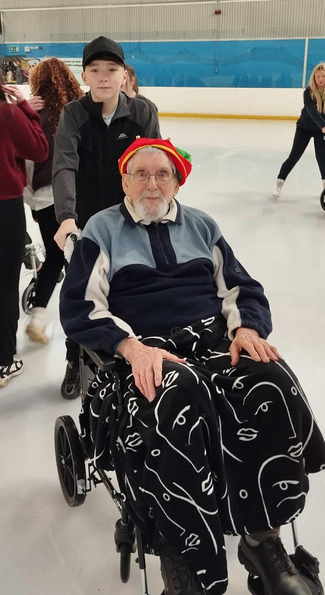 Pupil and resident on the ice