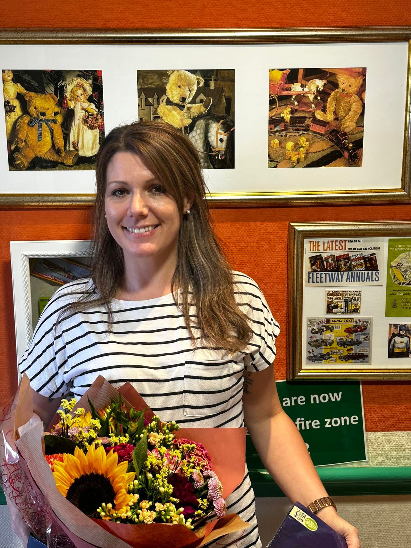 roxie holding some flowers