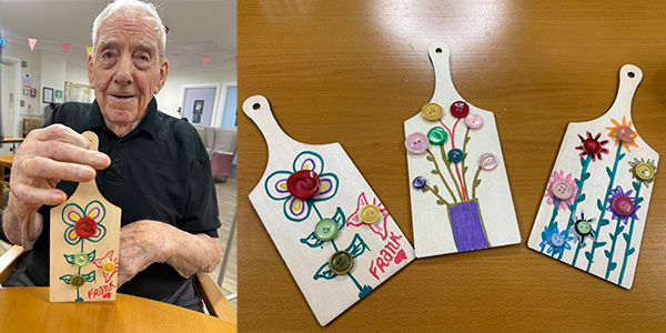 Creative button chopping boards