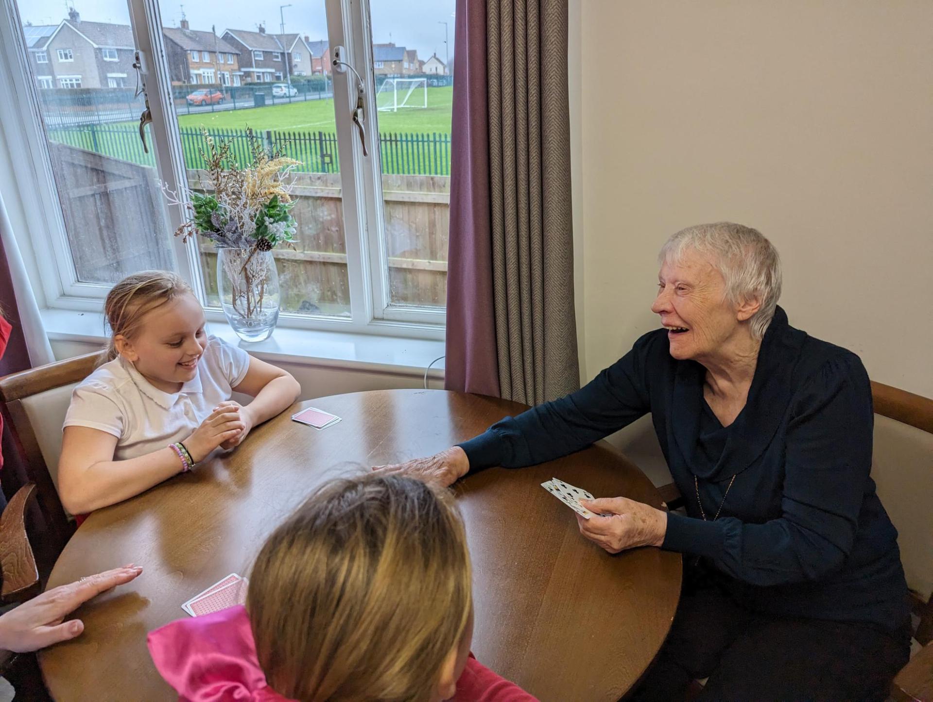 Children from Farringdon Academy visit Archers Court Care Home in Sunderland