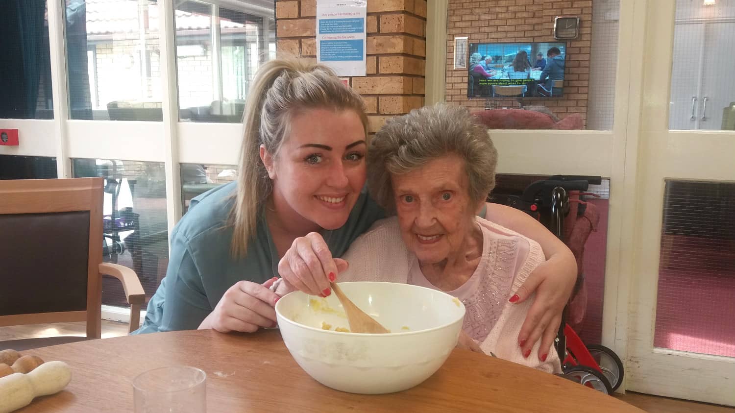 baking-club-stirs-up-enjoyment-in-merseyside-orchard-care-homes