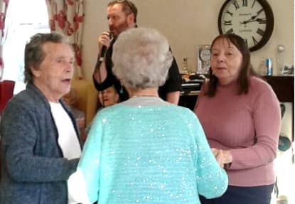 lansbury-court-care-home-sunderland-entertainer-visit.jpg