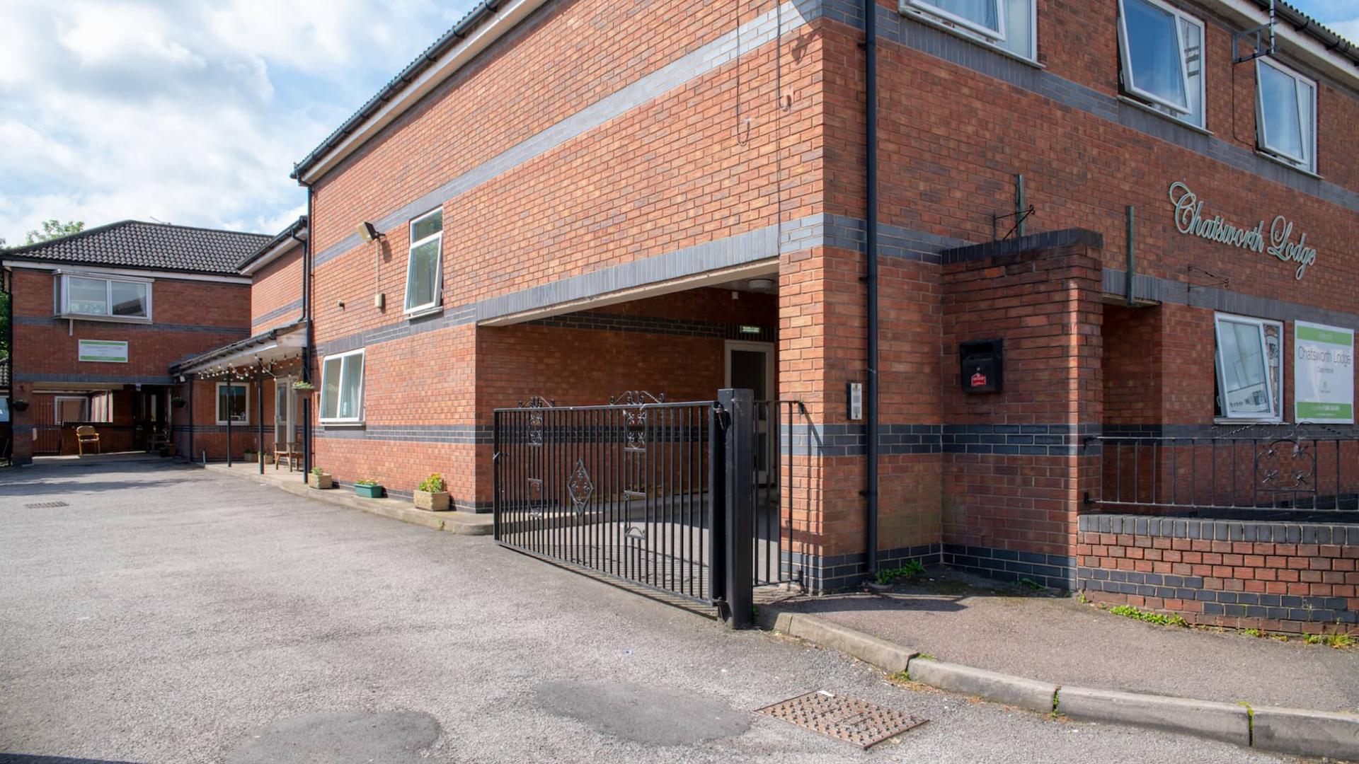 Chatsworth Lodge, Chesterfield, Derbyshire