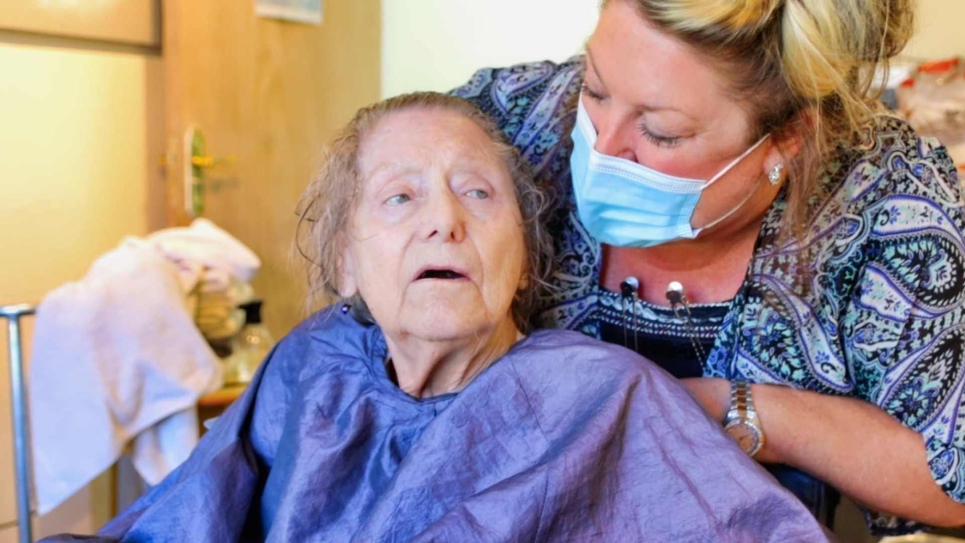 hairdresser at nesfield lodge nursing home leeds