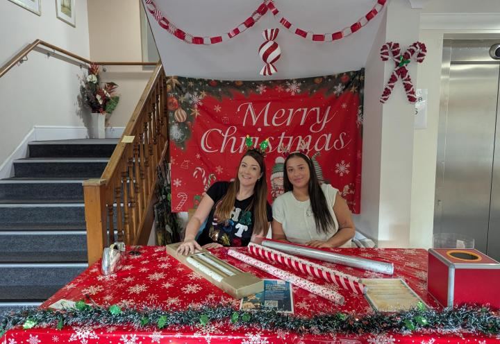 Photo of Jayne and Lucy in reception