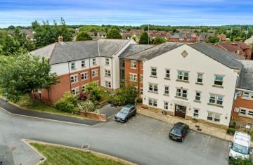 Lofthouse Grange and Lodge Care Home in Wakefield