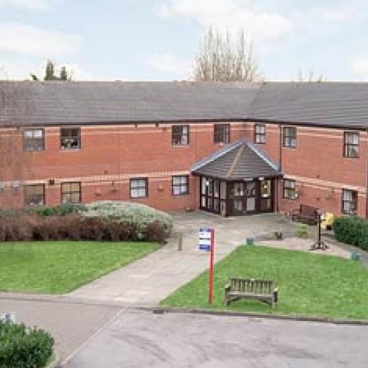 Paisley lodge care home in leeds
